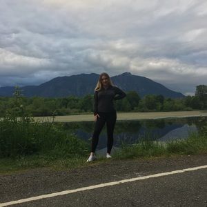 Meet your Posher, Kylee